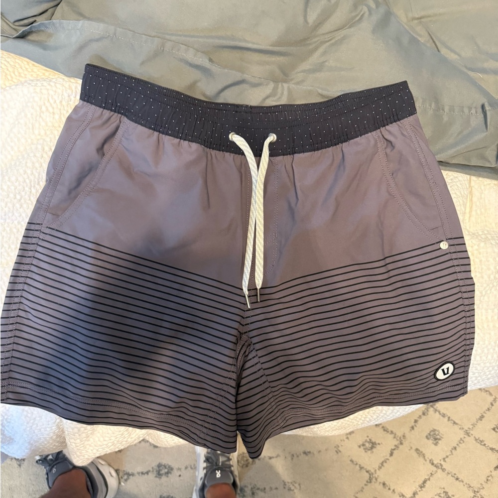 Vuori Kore 5” Liner Shorts
